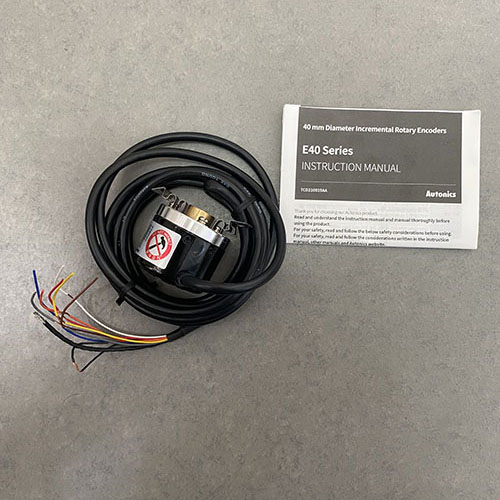 Bộ mã hóa vòng quay tương đối 40mm (Loại lỗ liền thân) Autonics E40HB10-12-4-L-5